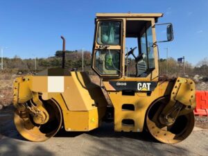 CAT CB 434 D Tandem Roller